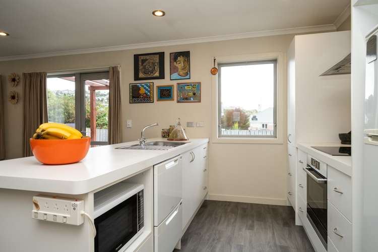 66e Law Street Caversham_2