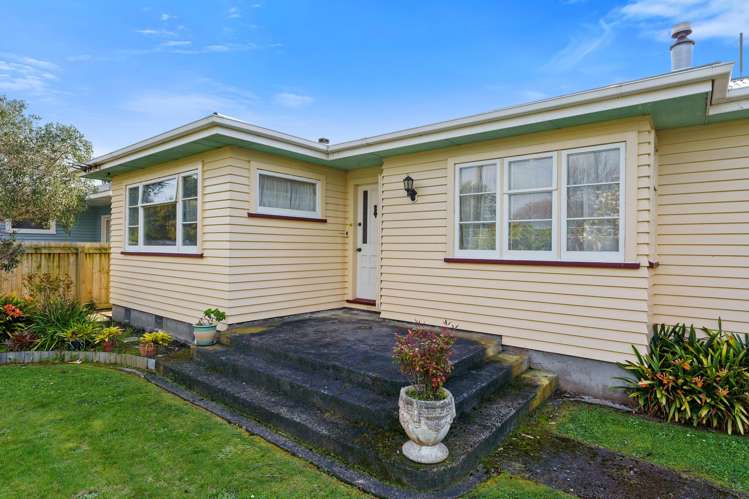 17 Atmore Avenue Otaki_14