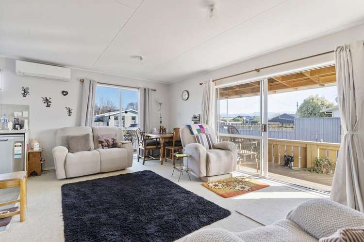 5a Moore Crescent Carterton_5