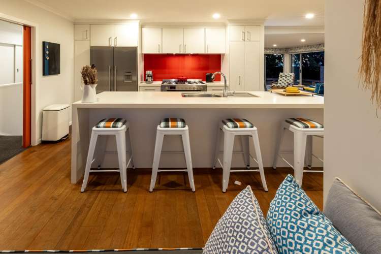 80 The Esplanade Raumati South_15