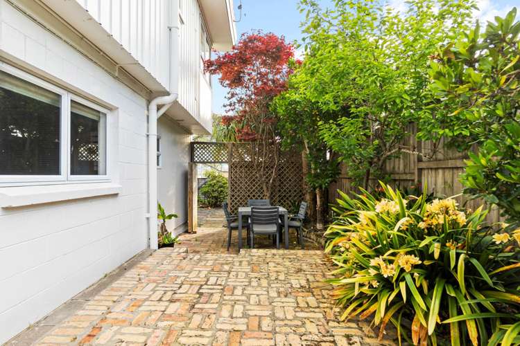 1/28 Long Drive St Heliers_18