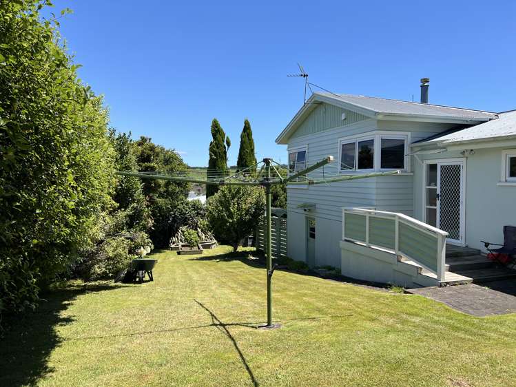 21 Brookes Terrace Waitara_11