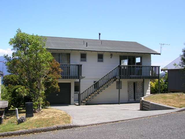 9 Ivy Terrace Moana_1