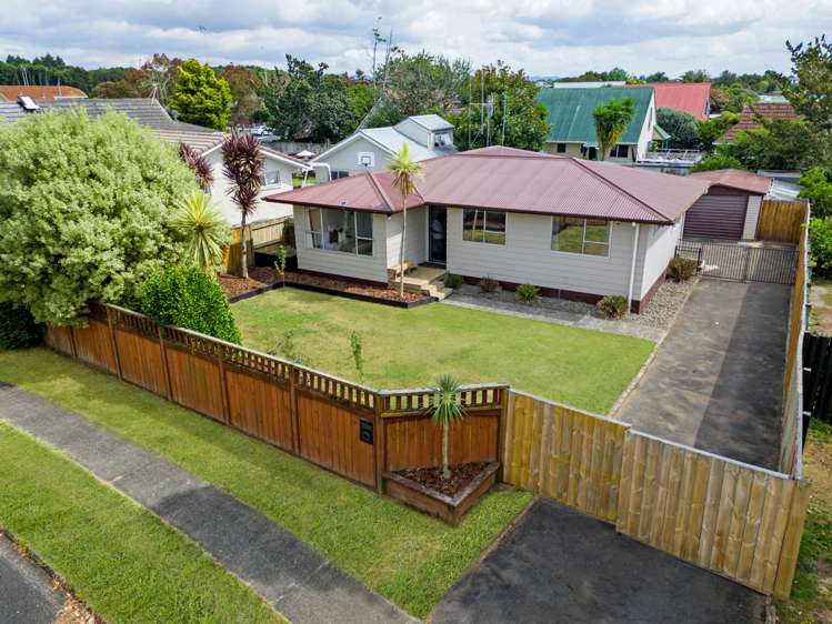 46 Elmwood Crescent Pukete_23