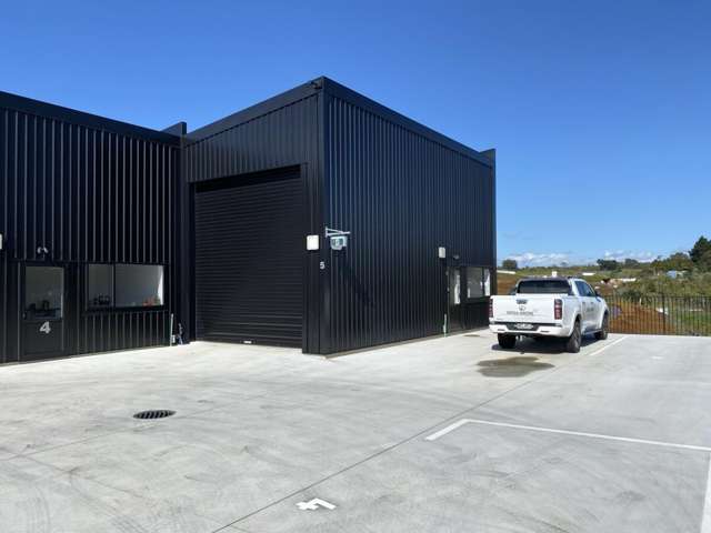 Industrial unit with street appeal