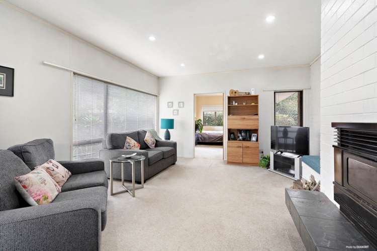 11 Trust Place Sunnyhills_5