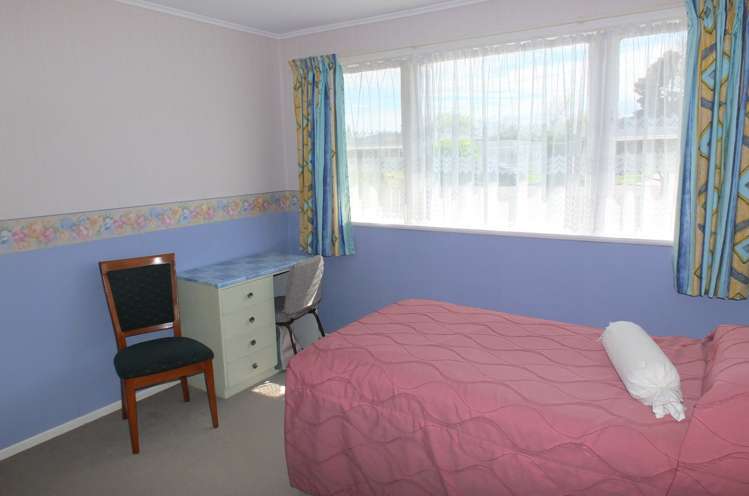 74 Cook Street Foxton_14