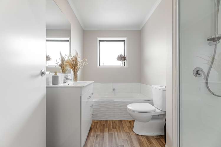 12 Caproni Road Burleigh_18