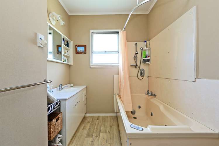 14 John Ross Place Central Hawkes Bay Coastal_13