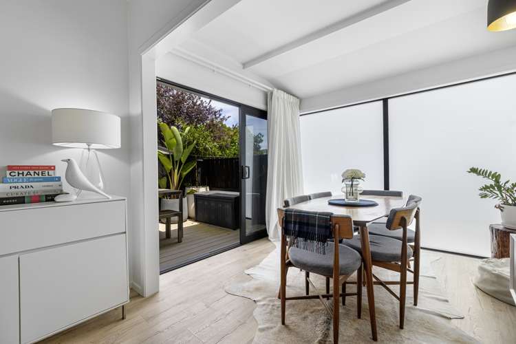 36a Millers Road Brookfield_16