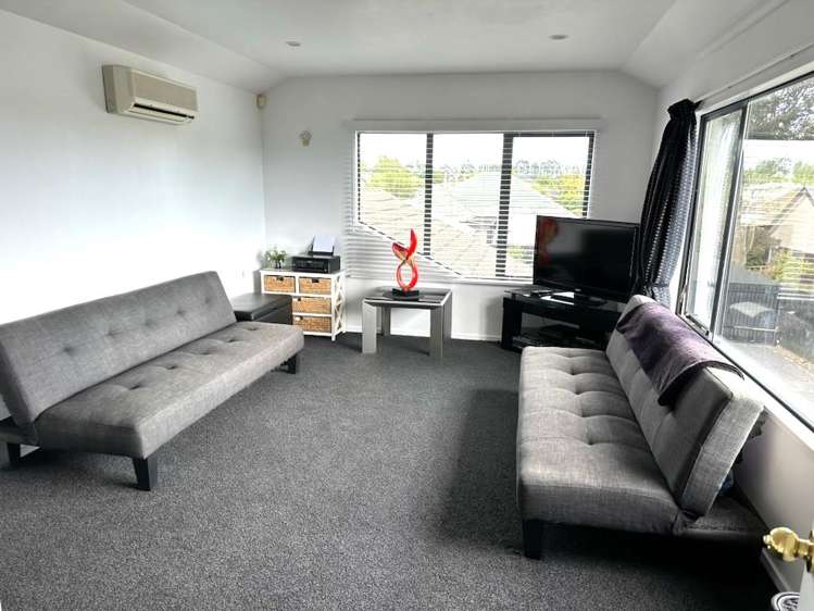 26a Crofton Road Harewood_11