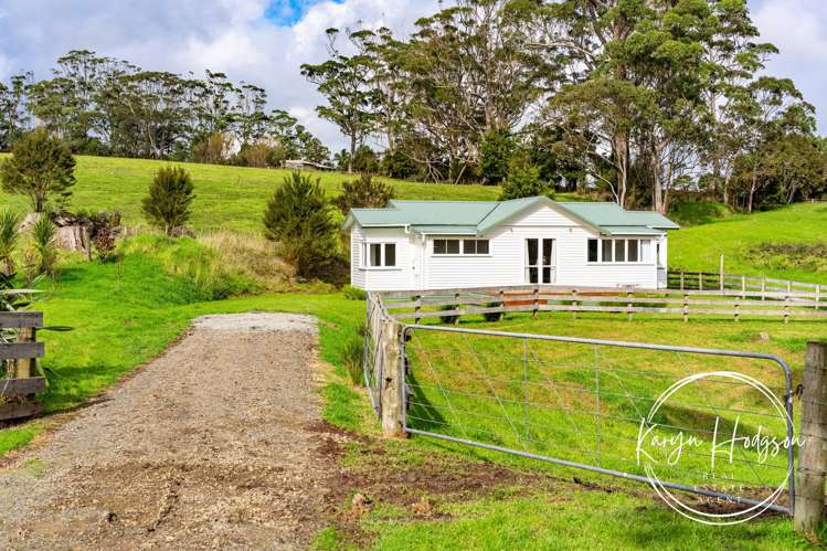 1571 Paparoa Oakleigh Road Paparoa_47