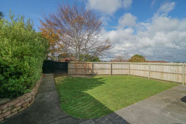 1/11 Monaco Place Mount Wellington_13