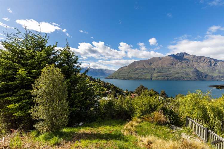 38 Dart Place Fernhill/Sunshine Bay_9