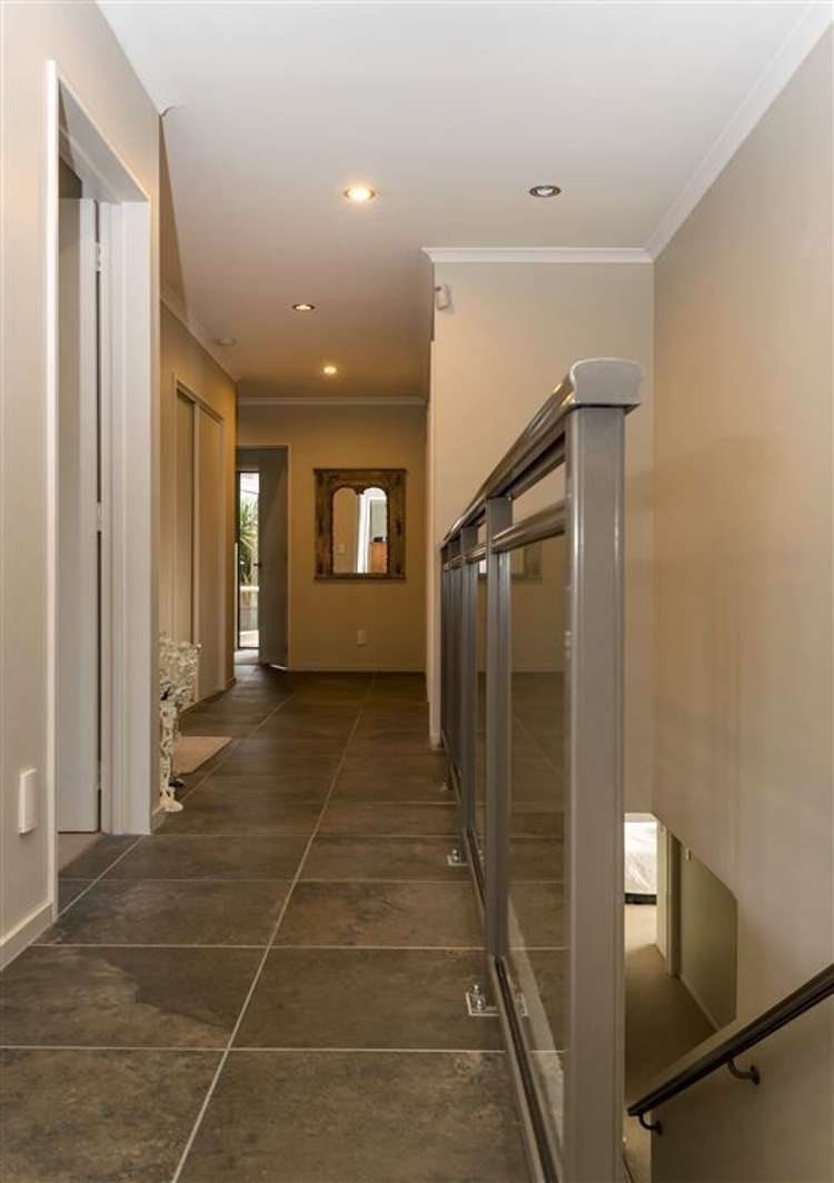 16 Lake View Place Fairhall_14