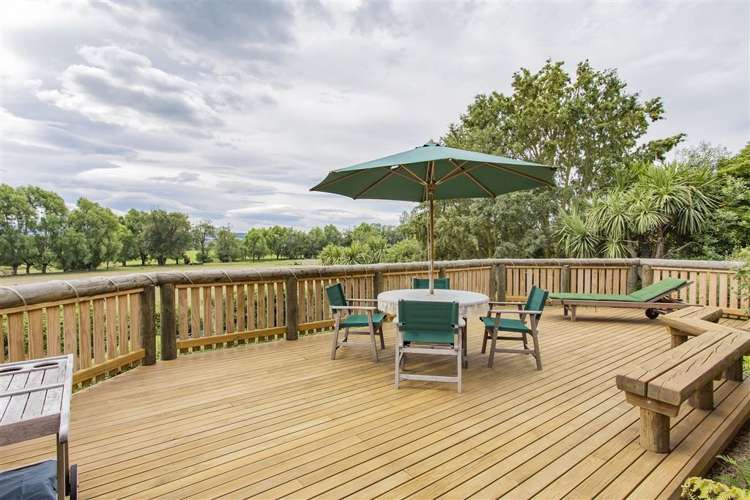 1698 Cust Road Cust_12