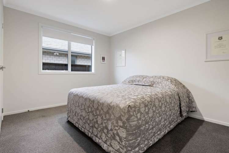 4 Stable Way Brookfield_12