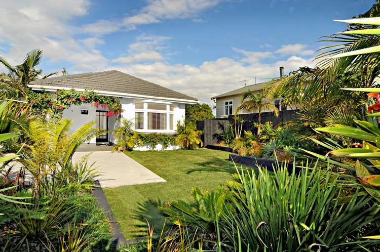 684 Sandringham Road Sandringham_1