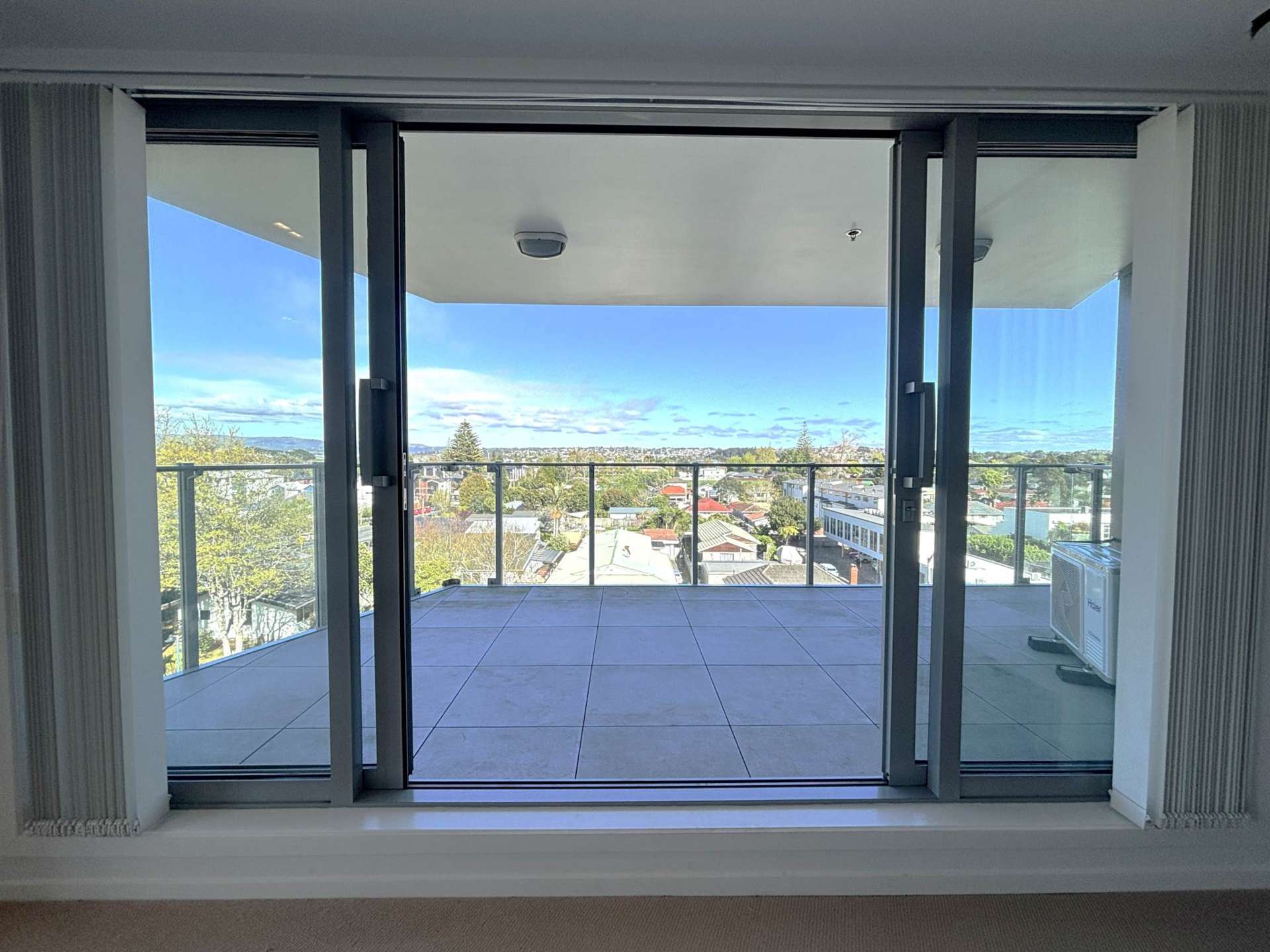 4a/84 Gunner Drive Te Atatu Peninsula_0