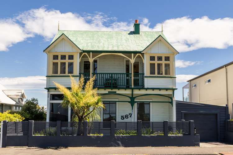 567 Marine Parade Napier South_30