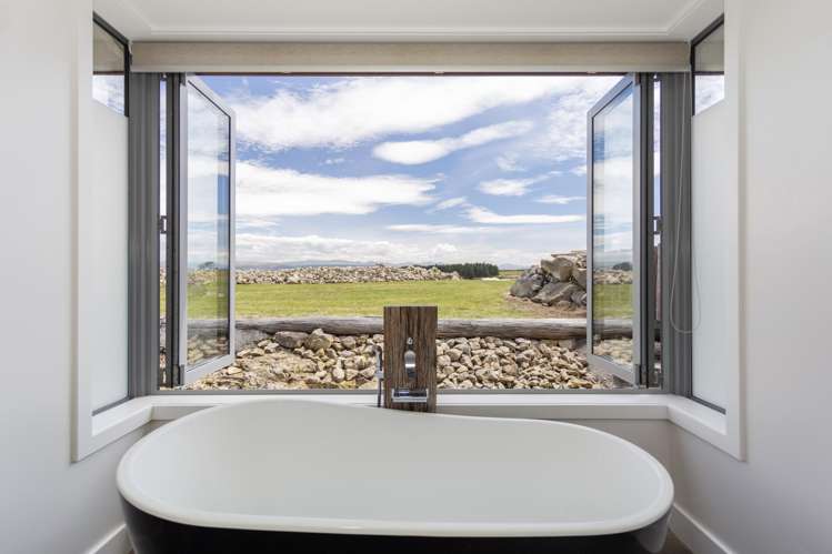 876a Beach Road Kakanui_12