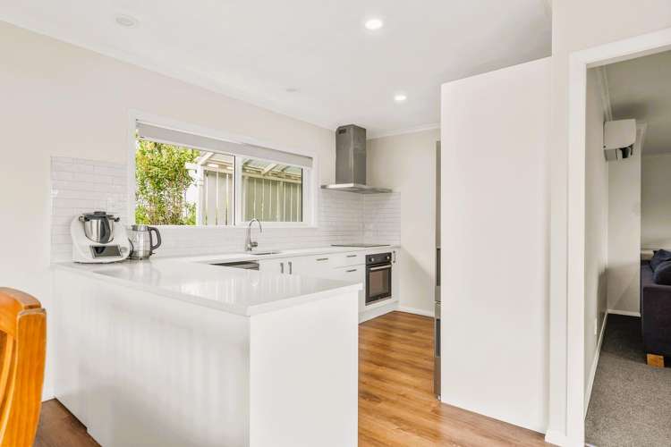 38 Churchill Avenue Richmond_4