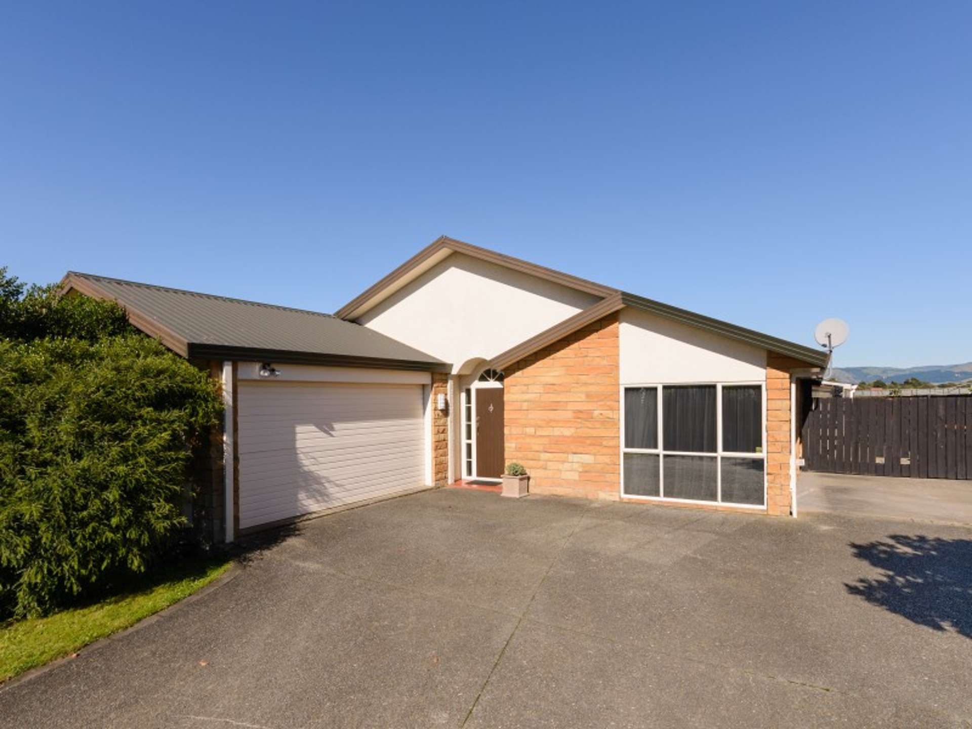 25 Strachan Way Highbury_0