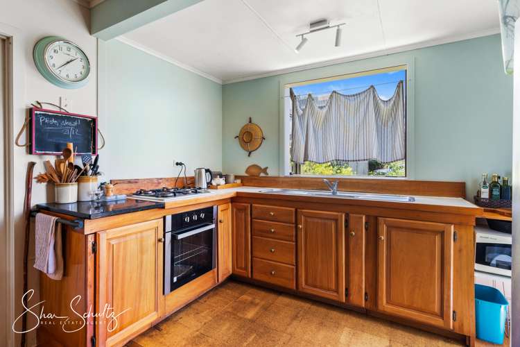 10 Regent Street Whakapirau_6
