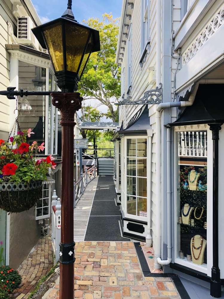 70 Scarborough Terrace Parnell_40