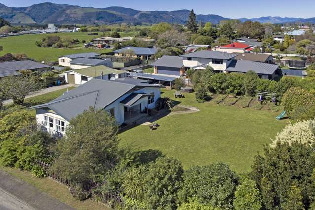 Prime Real Estate Opportunity in Takaka