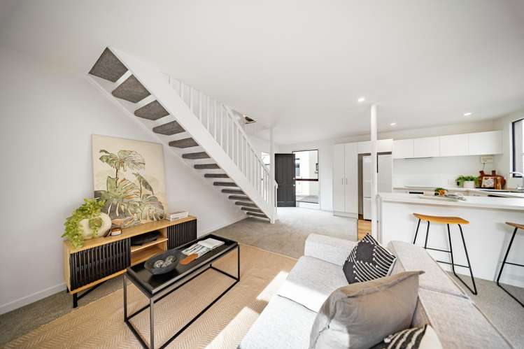 4/16 Derby Street Saint Albans_3