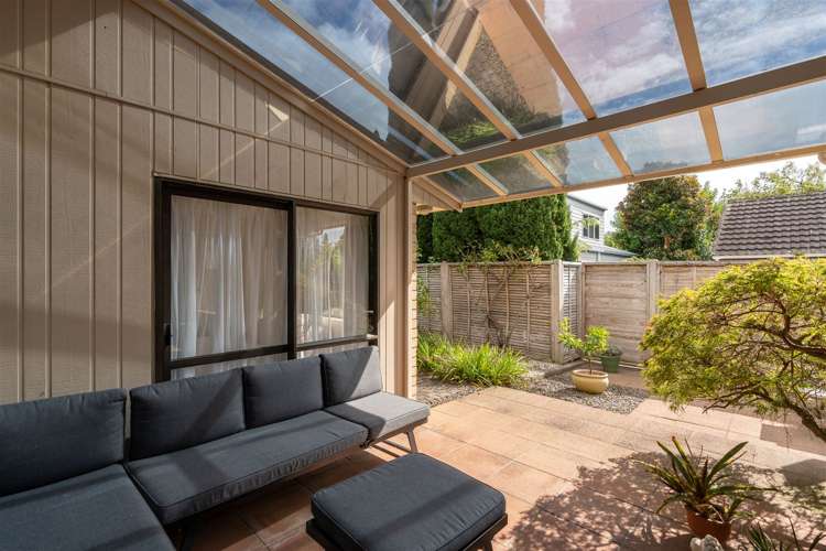 528 Grey Street Hamilton East_1