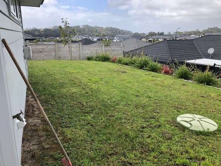 9 Walnut Road Riverhead_13