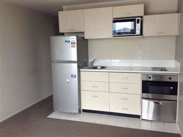 828/72 Nelson Street City Centre_2