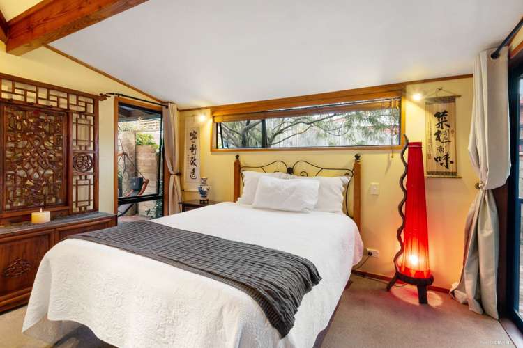 7 Poaka Place Beach Haven_21