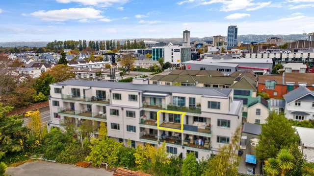 Versatile City Centre Studio Apartment