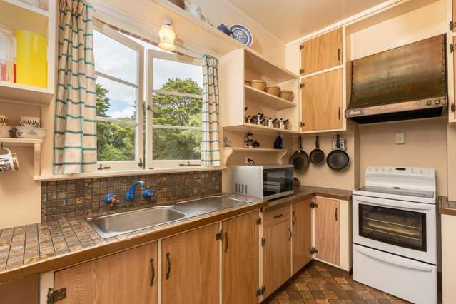 3 Mackesy Road Parahaki_4