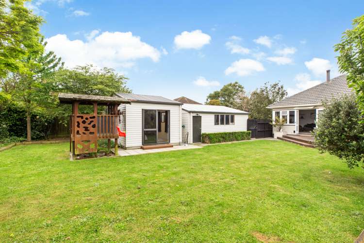 17 Dickson Crescent Hornby_11