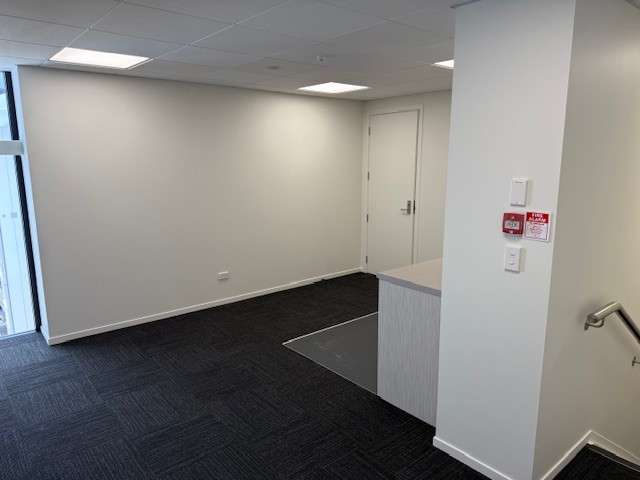 C/18 Earthmover Crescent Te Rapa_4