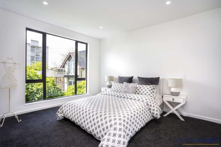 2/11 Carlton Mill Road Merivale_19