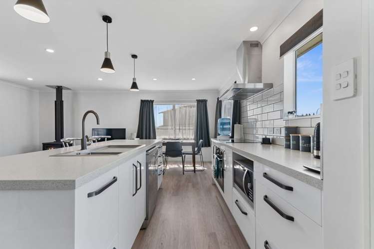 14B Pohutukawa Drive 1128_2