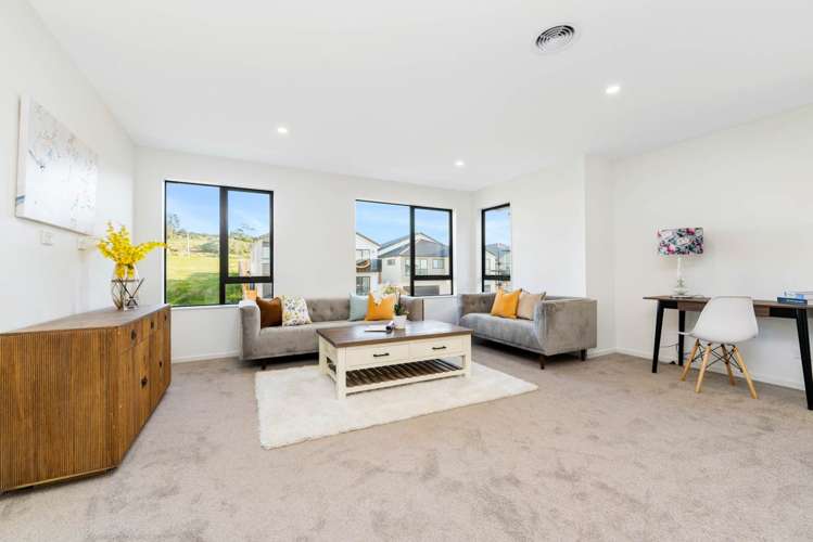 55 Koromeke Street Flat Bush_11