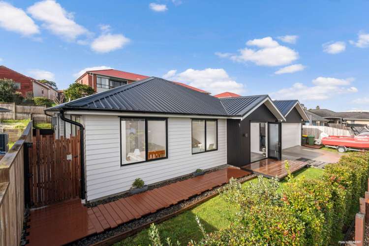 31 Couldrey Crescent Red Beach_16