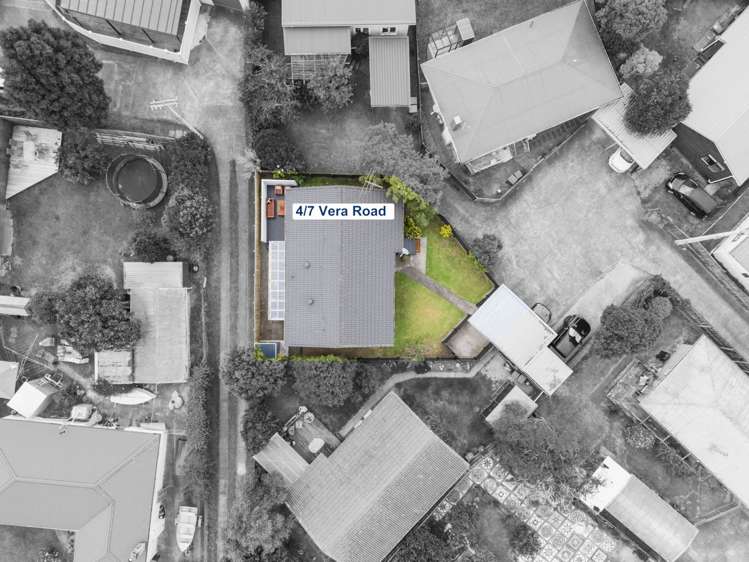 4/7 Vera Road Te Atatu South_4