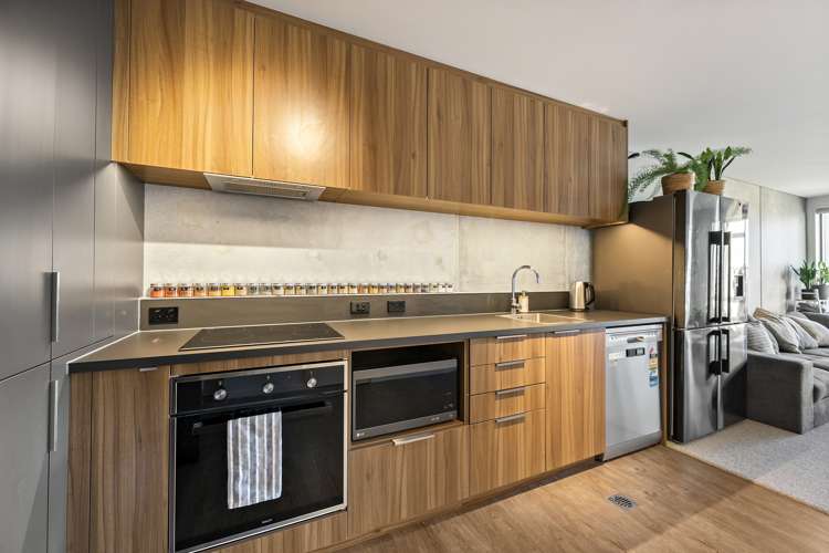 405/21 King Street Mount Cook_9