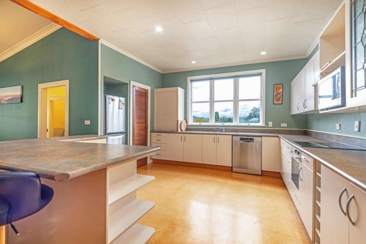 64 Kiwi Road Taihape_4