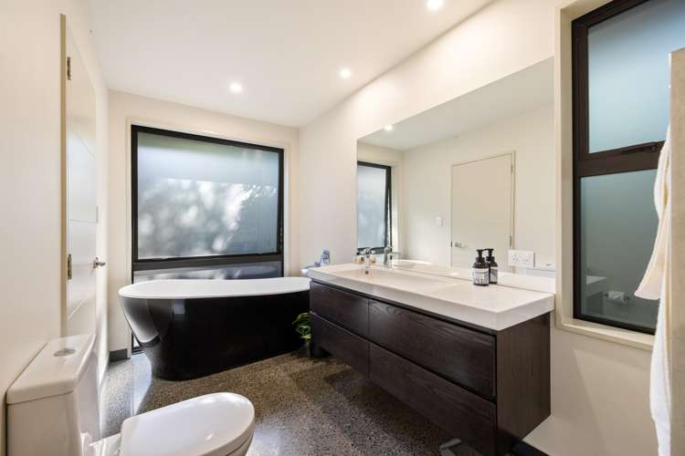 200 Kennedys Bush Road Kennedys Bush_14