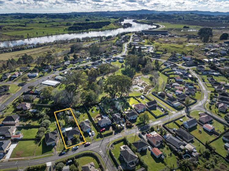 6 Te Wheoro Crescent Meremere_18
