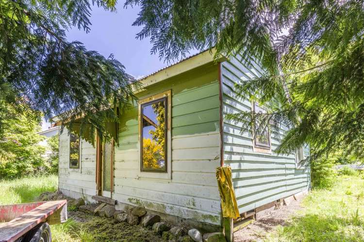 12 Ettrick Street Nightcaps_17