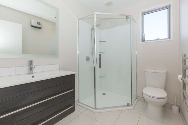 16 Bell Street Lake Hawea_12